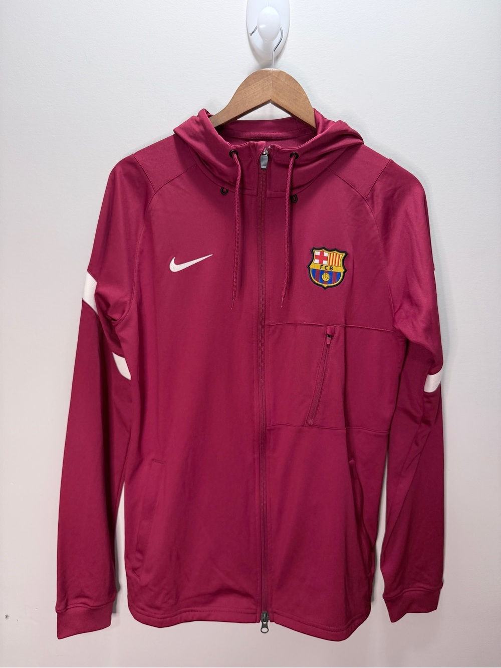 Nike FC Barcelona Men’s Dri- Fit Hooded Jacket Size M 27x22
